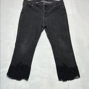 LAUREN Ralph Lauren Black Capri Pants Floral Embroidered Hem Womens Size 14